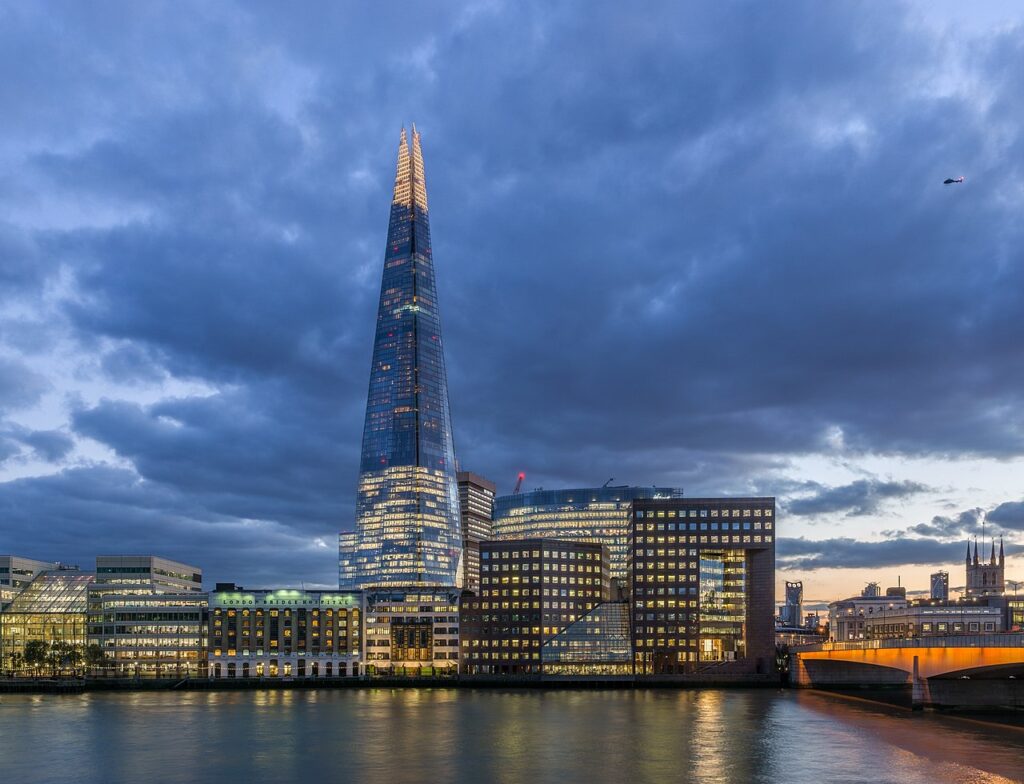 The Shard at sunset, London | Photo by Colin (CC-BY-SA-4.0)